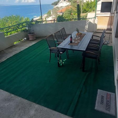 Apartment Toncica 奥米什 外观 照片