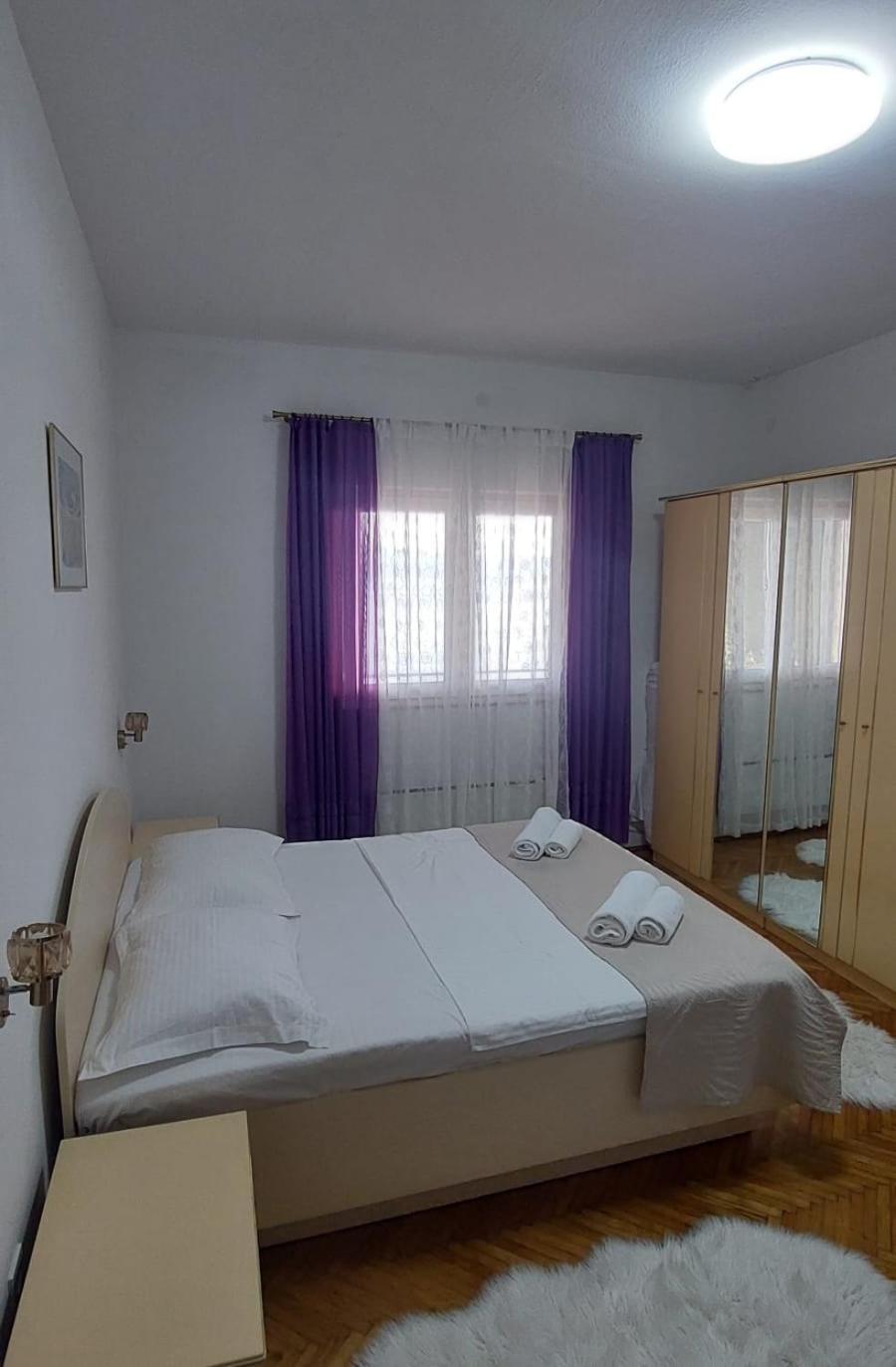 Apartment Toncica 奥米什 外观 照片