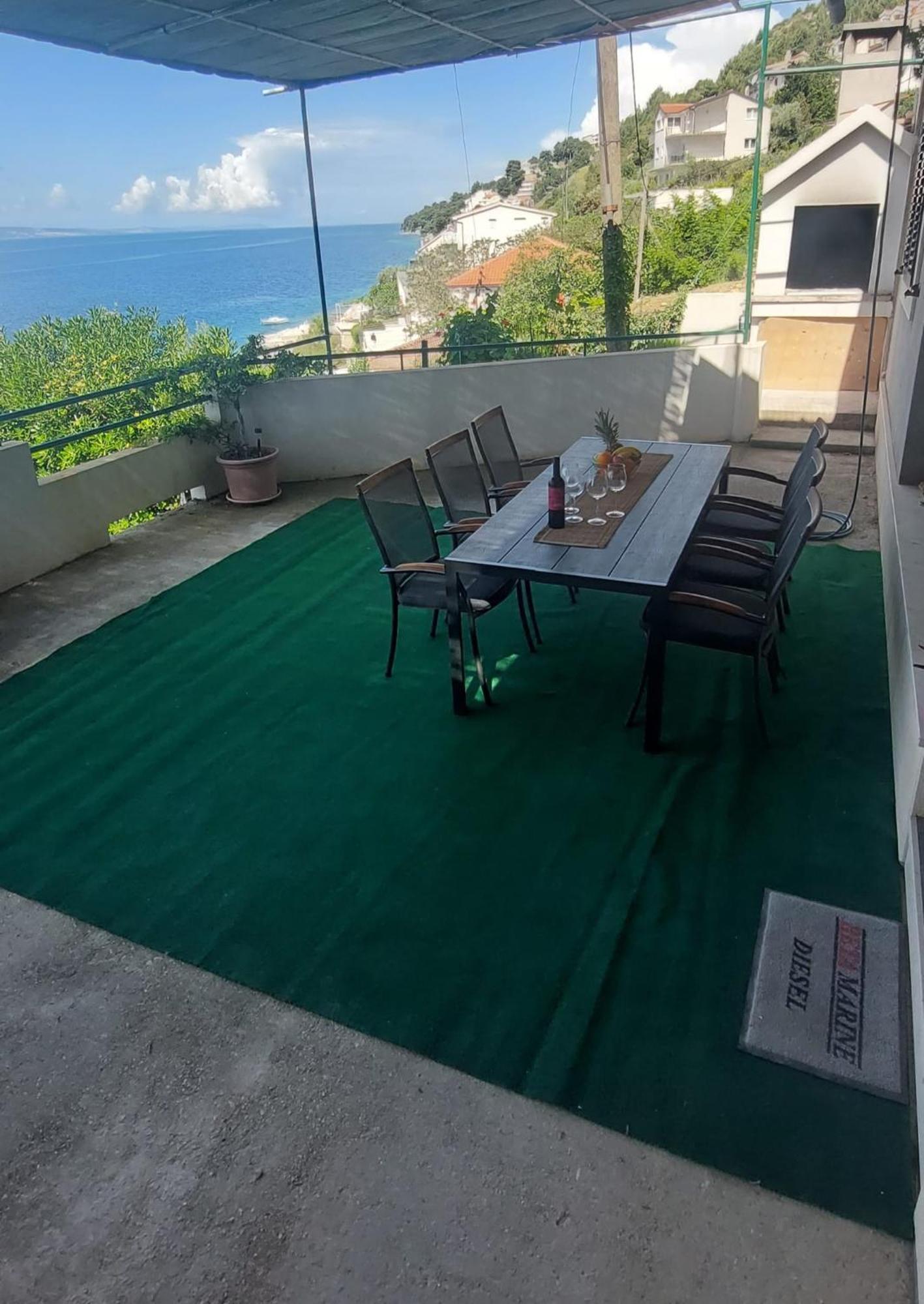 Apartment Toncica 奥米什 外观 照片
